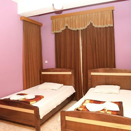 Hotel Villa Kabashi Корча Екстер'єр фото