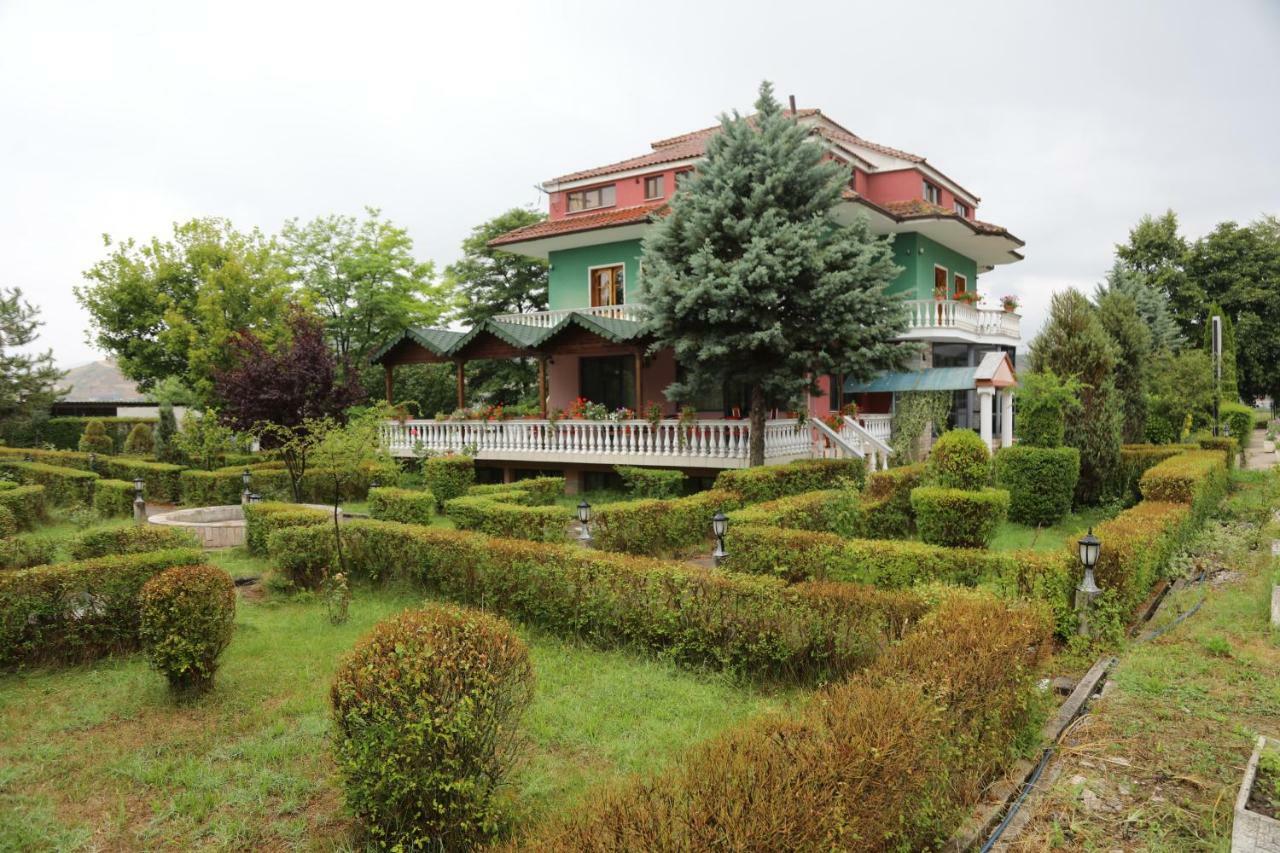 Hotel Villa Kabashi Корча Екстер'єр фото