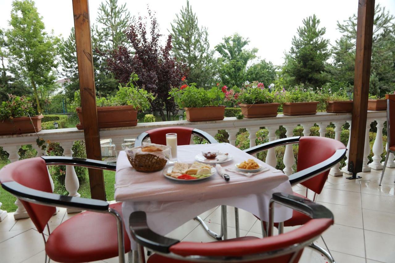Hotel Villa Kabashi Корча Екстер'єр фото