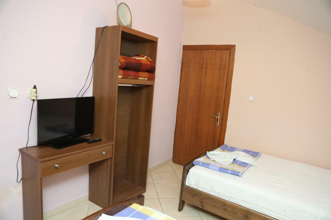 Hotel Villa Kabashi Корча Екстер'єр фото